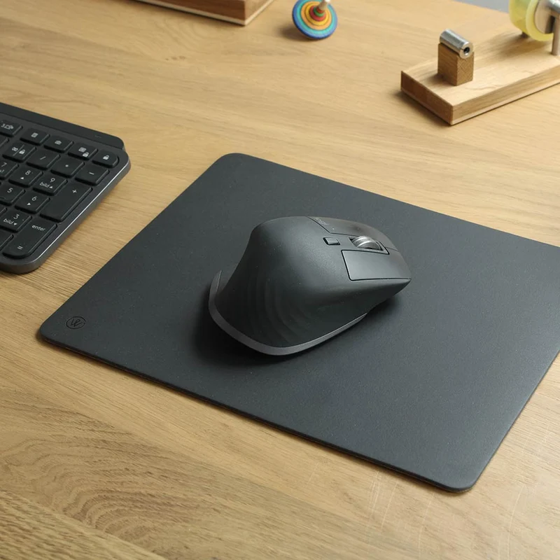 Mousepad aus Linoleum mit Korkunterseite – ROBERT (100% Natürlich)